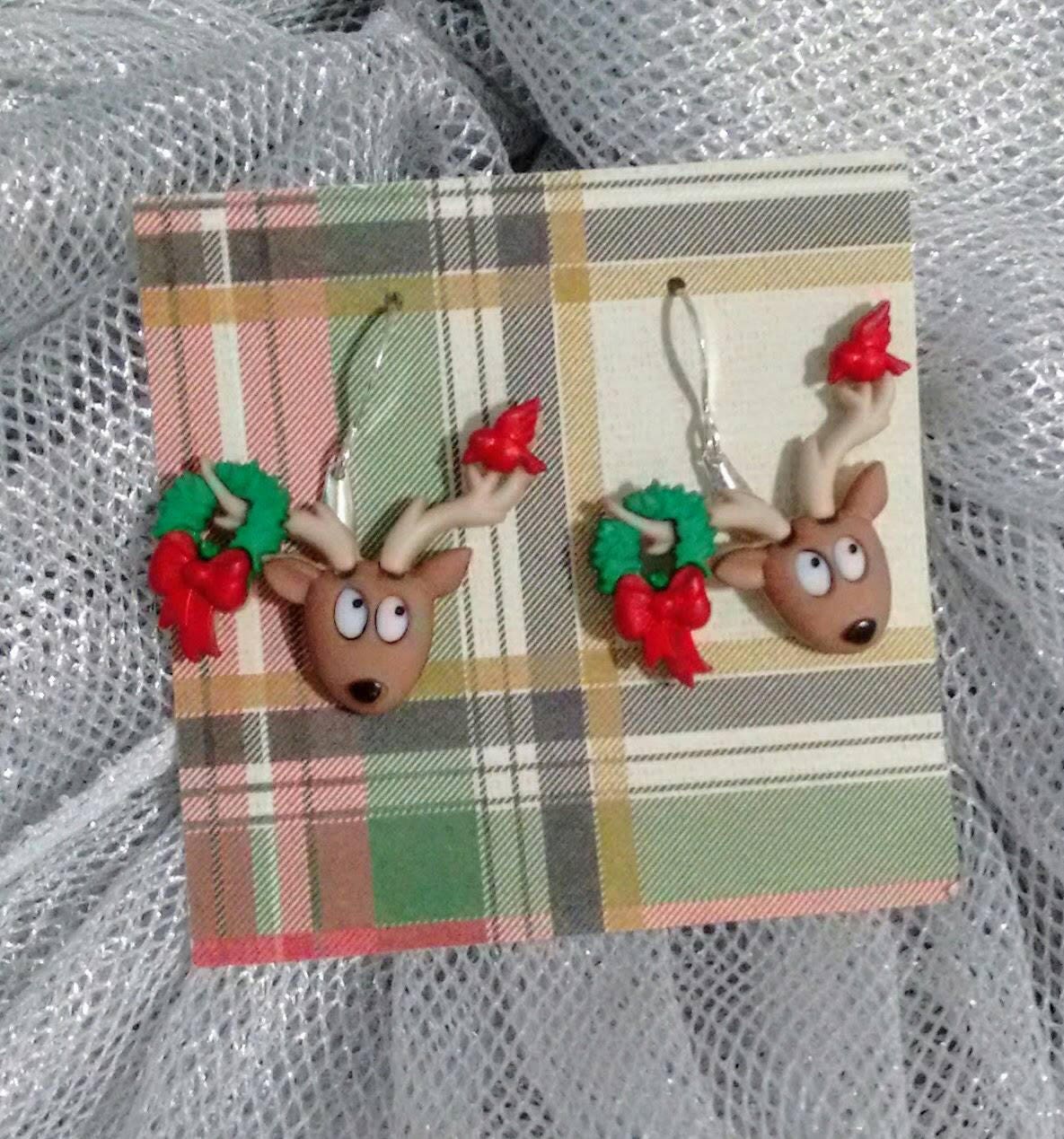 Funny Christmas reindeer with wreath earrings