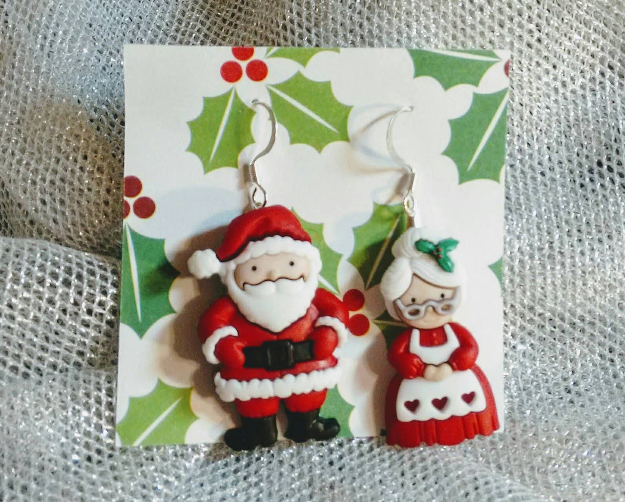 Santa Clause earrings, Christmas earrings, Santa Clause jewelry, Mrs. Clause jewelry, Mrs. Clause earrings, teacher jewelry, gifts under 10